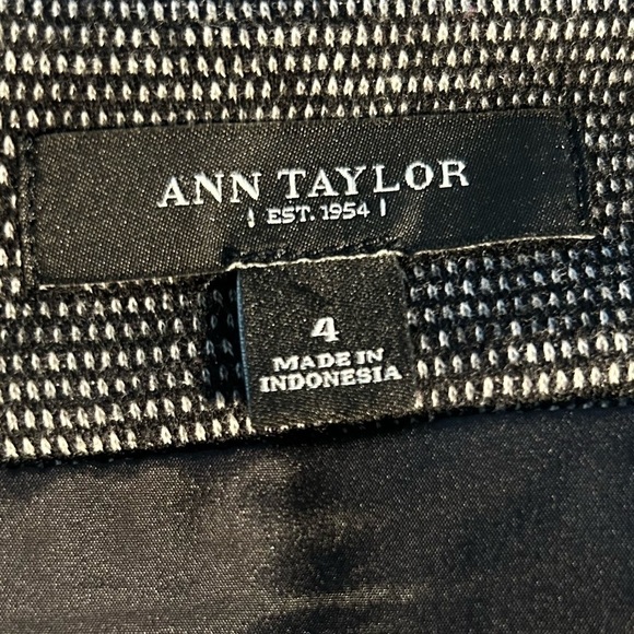 Ann Taylor A-Line Black and White Mini Skirt Cotton Wool Blend Back Zip Size 4 - Picture 5 of 8